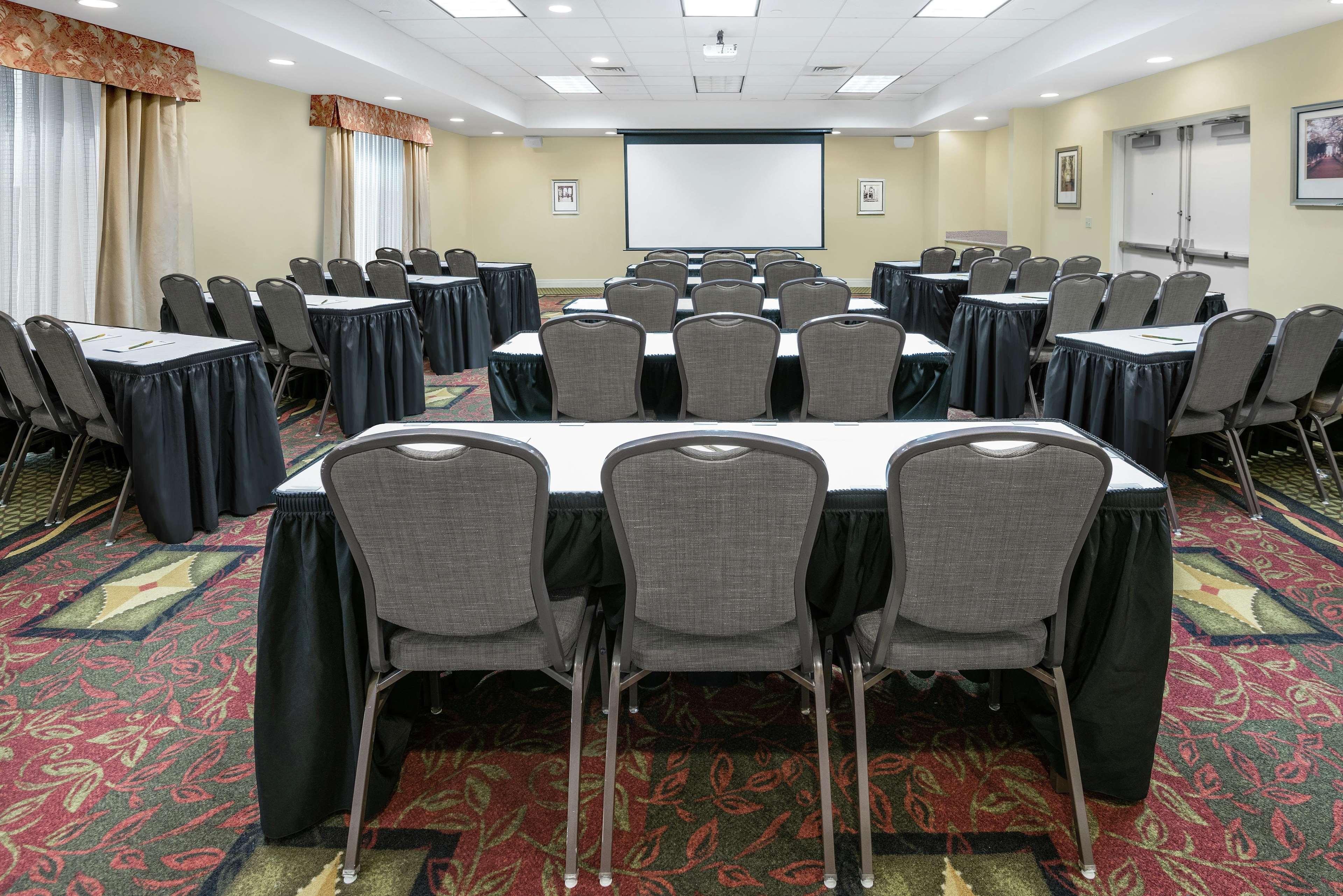 Hilton Garden Inn Mcallen Airport Екстериор снимка
