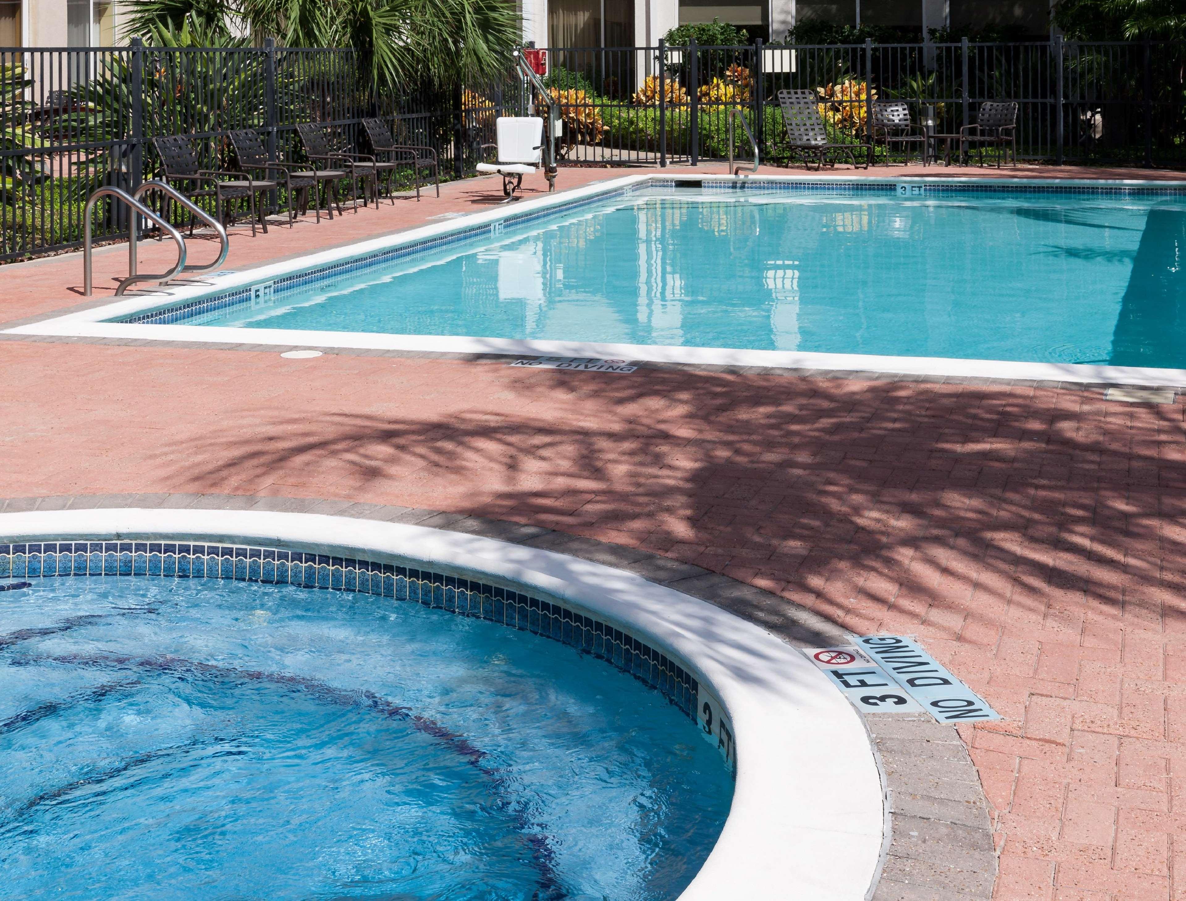 Hilton Garden Inn Mcallen Airport Екстериор снимка