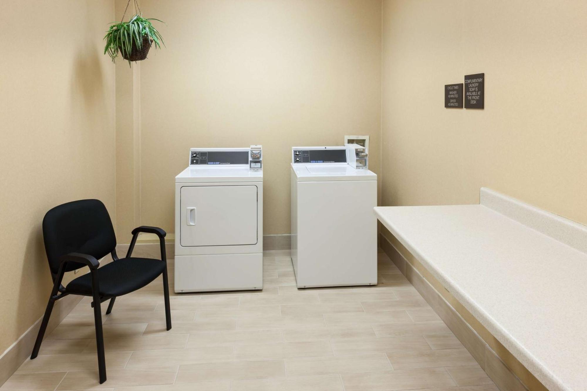 Hilton Garden Inn Mcallen Airport Екстериор снимка