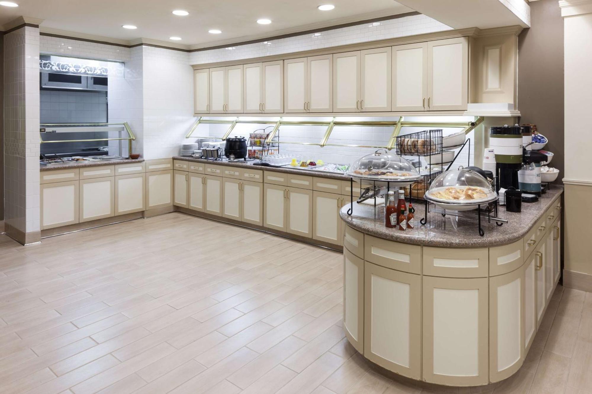 Hilton Garden Inn Mcallen Airport Екстериор снимка