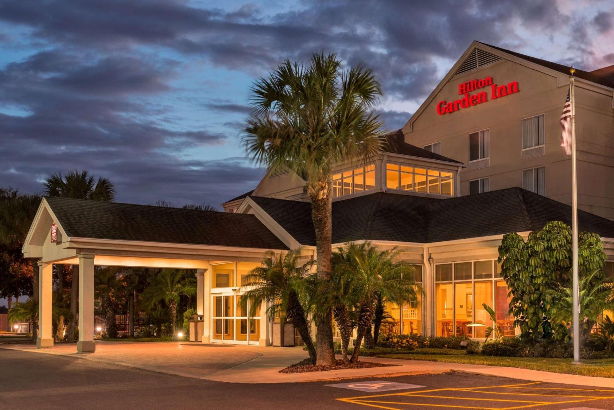 Hilton Garden Inn Mcallen Airport Екстериор снимка